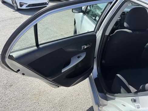Used 2011 Toyota Corolla S FWD image 14