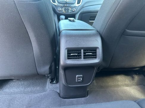 Used 2024 Chevrolet Equinox LT image 25