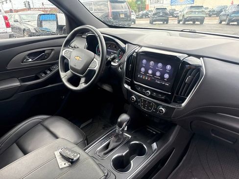 Used 2023 Chevrolet Traverse LT w/ LPO, Floor Liner Package AWD/4WD image 41