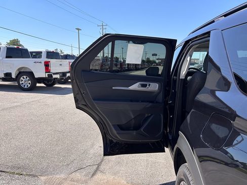 New 2026 Ford Explorer Active w/ Active Comfort Package AWD/4WD image 15