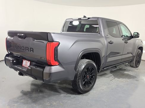 Used 2023 Toyota Tundra SR5 w/ SR5 Convenience Package AWD/4WD image 6