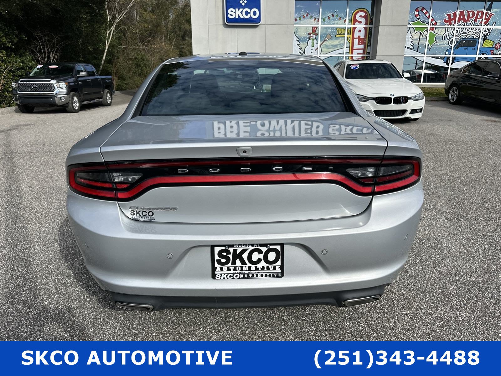 Used 2022 Dodge Charger SXT RWD image 4