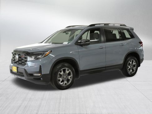Used 2022 Honda Passport TrailSport image 3