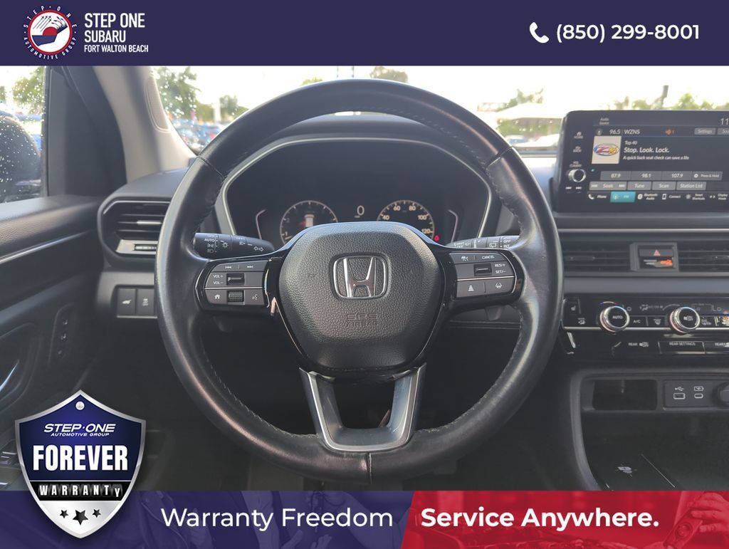 Used 2025 Honda Pilot EX-L image 17