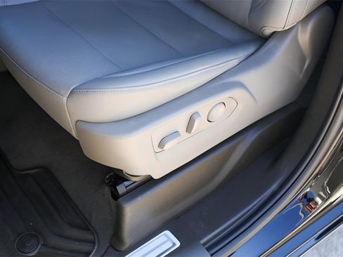 Certified 2025 Chevrolet Silverado 1500 LTZ w/ LTZ Premium Texas Edition image 11