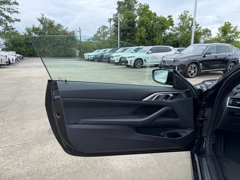 Used 2021 BMW 430i Coupe w/ Convenience Package RWD image 9