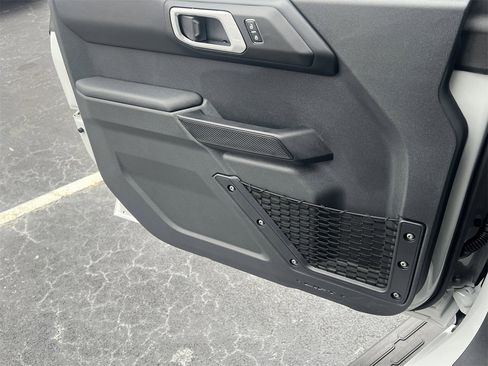 New 2026 Ford Bronco Outer Banks w/ Sasquatch Package image 15