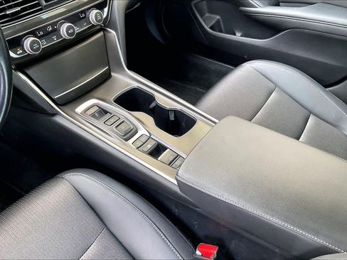 Used 2022 Honda Accord Sport image 16