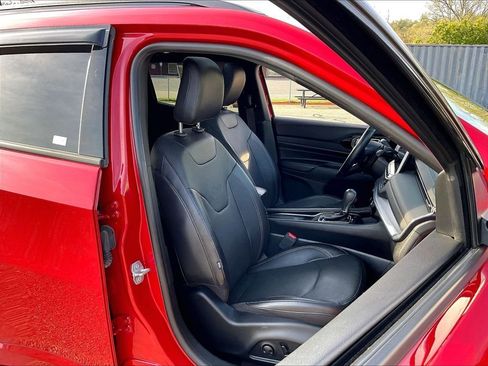 Used 2022 Jeep Compass Limited w/ (RED) Package AWD/4WD image 11