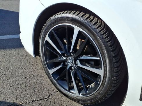 Certified 2019 Toyota Camry XSE image 8