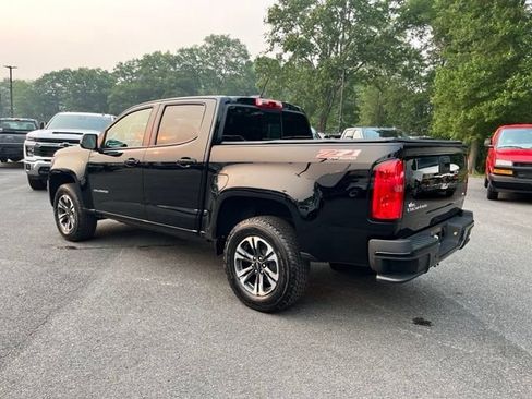 Used 2022 Chevrolet Colorado Z71 w/ Safety Package AWD/4WD image 10