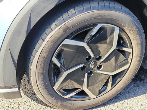 Used 2023 Hyundai Ioniq 5 SEL RWD image 2