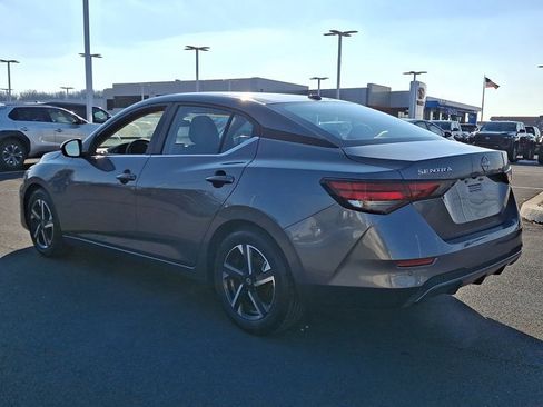 Used 2024 Nissan Sentra SV image 4