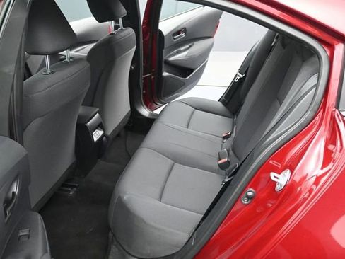 Used 2025 Toyota Corolla LE FWD image 9