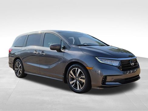Used 2022 Honda Odyssey Touring image 4