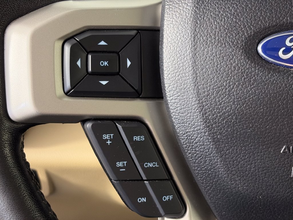 Certified 2019 Ford F350 Lariat w/ Lariat Ultimate Package AWD/4WD image 17