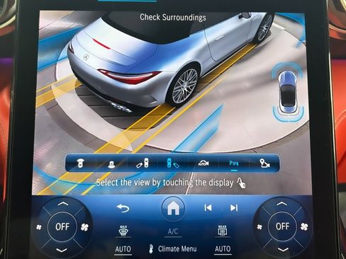 Used 2024 Mercedes-Benz SL 55 AMG 4MATIC image 24