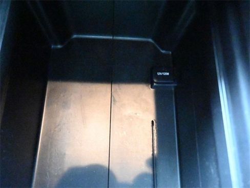 Used 2016 Toyota Highlander XLE image 9