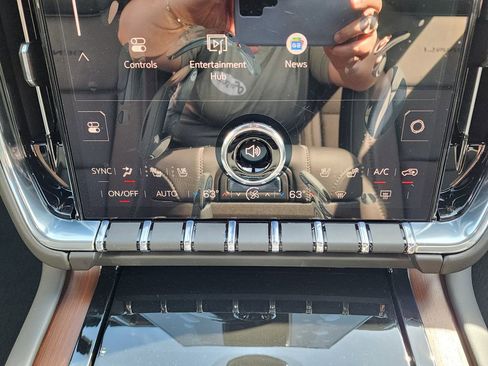 New 2026 GMC Yukon Denali image 34