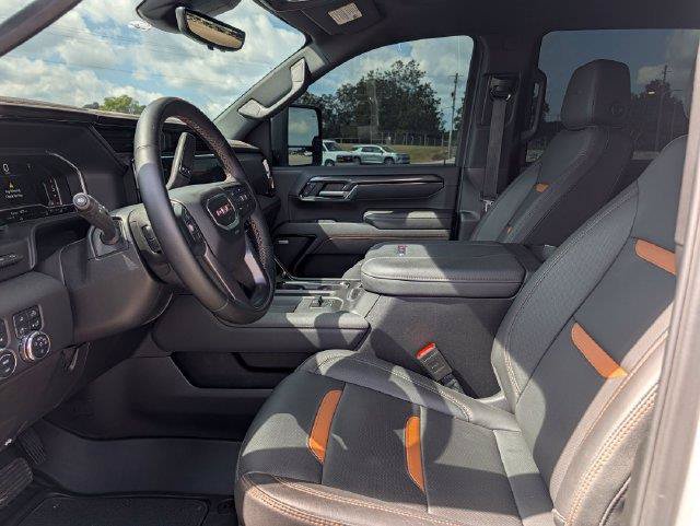 Used 2024 GMC Sierra 2500 AT4 w/ Technology Package AWD/4WD image 9