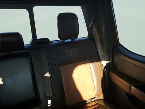 Used 2025 Ford F150 King Ranch w/ FX4 Off-Road Package image 14