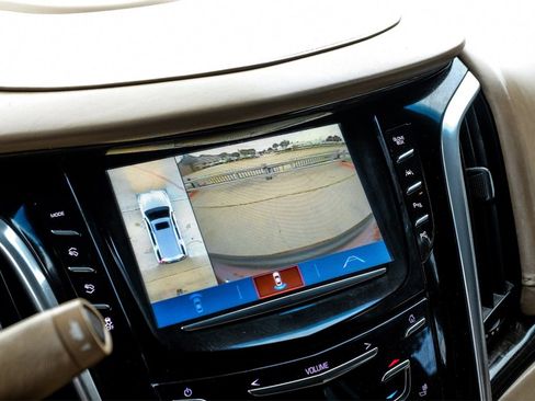 Used 2019 Cadillac Escalade Platinum image 20