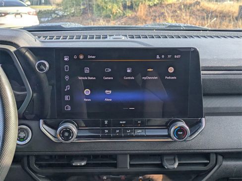 Used 2023 Chevrolet Colorado W/T image 17