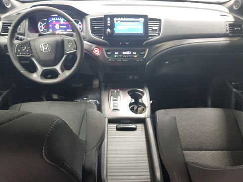 Used 2021 Honda Passport Sport image 13