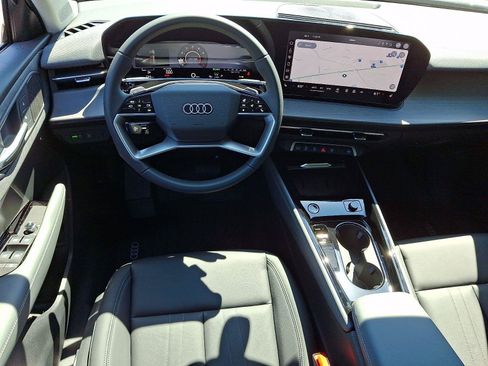 New 2026 Audi Q3 quattro 2.0T AWD/4WD image 9