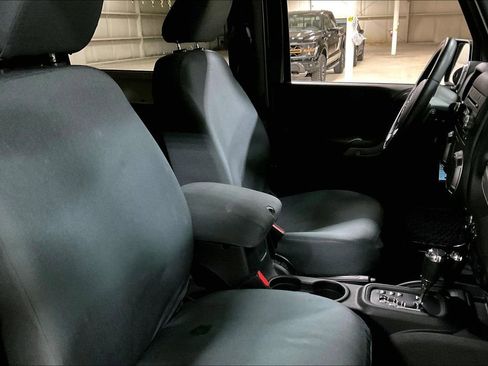 Used 2017 Jeep Wrangler Sport w/ Quick Order Package 24S AWD/4WD image 7