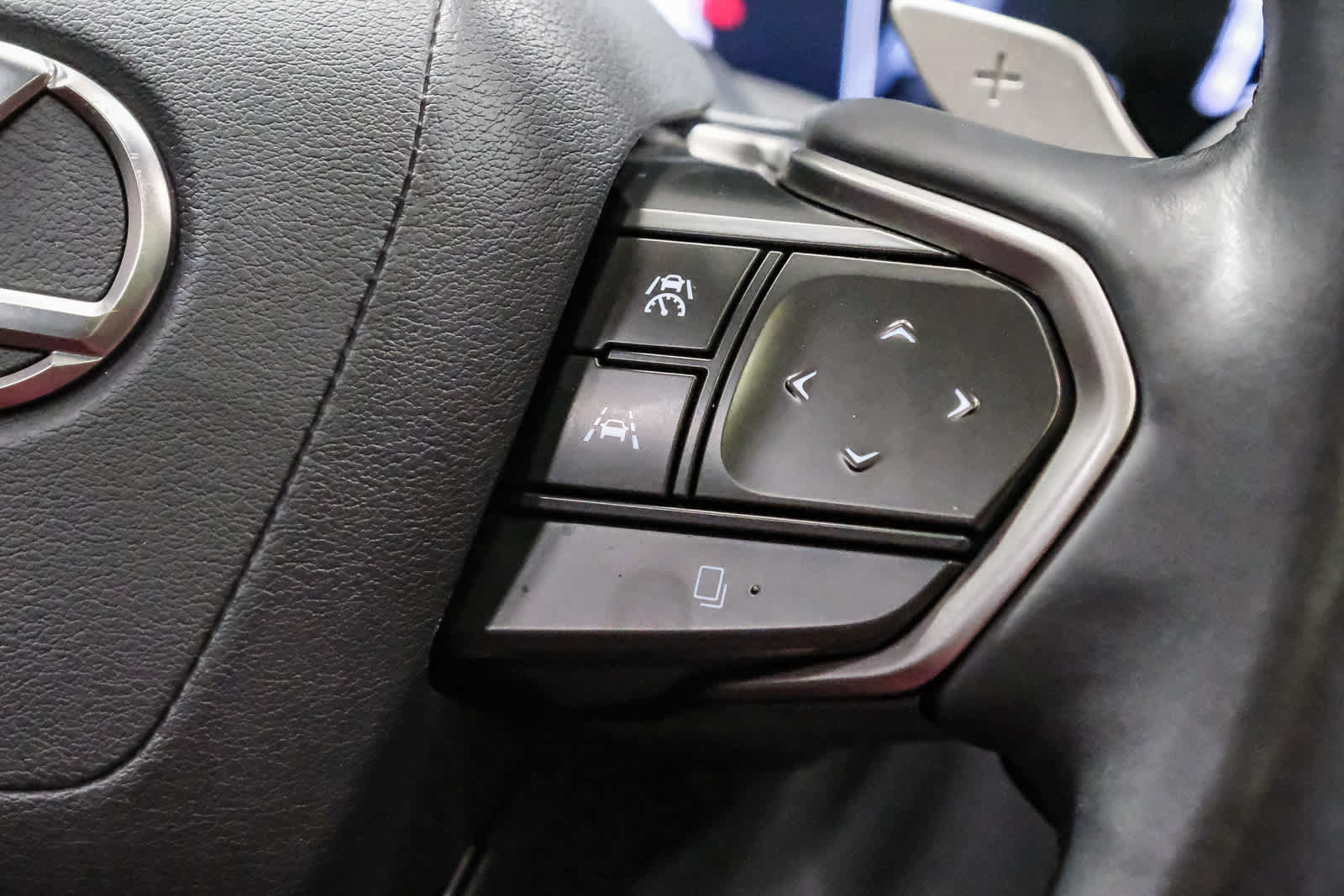 Used 2025 Lexus NX 450h+ AWD w/ Towing Package (2000 Lbs) image 18