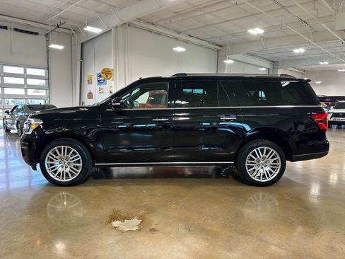 Used 2024 Ford Expedition Max Limited RWD image 5