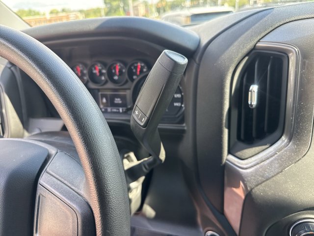Used 2025 Chevrolet Silverado 2500 Custom w/ Z71 Off-Road Package AWD/4WD image 17