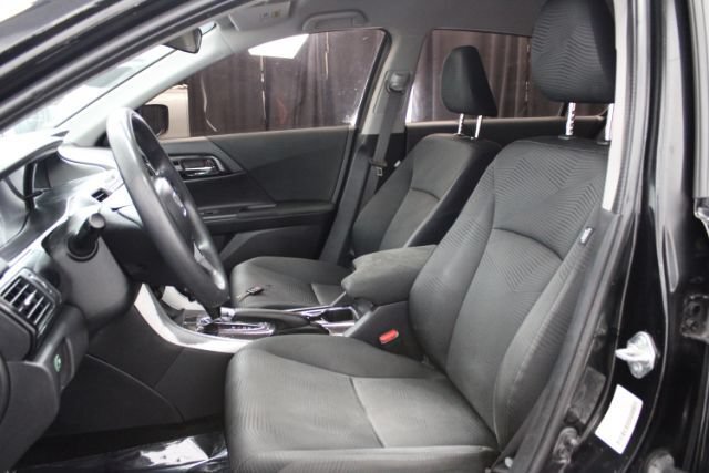 Used 2017 Honda Accord LX image 9