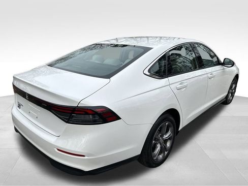 Used 2024 Honda Accord EX image 5