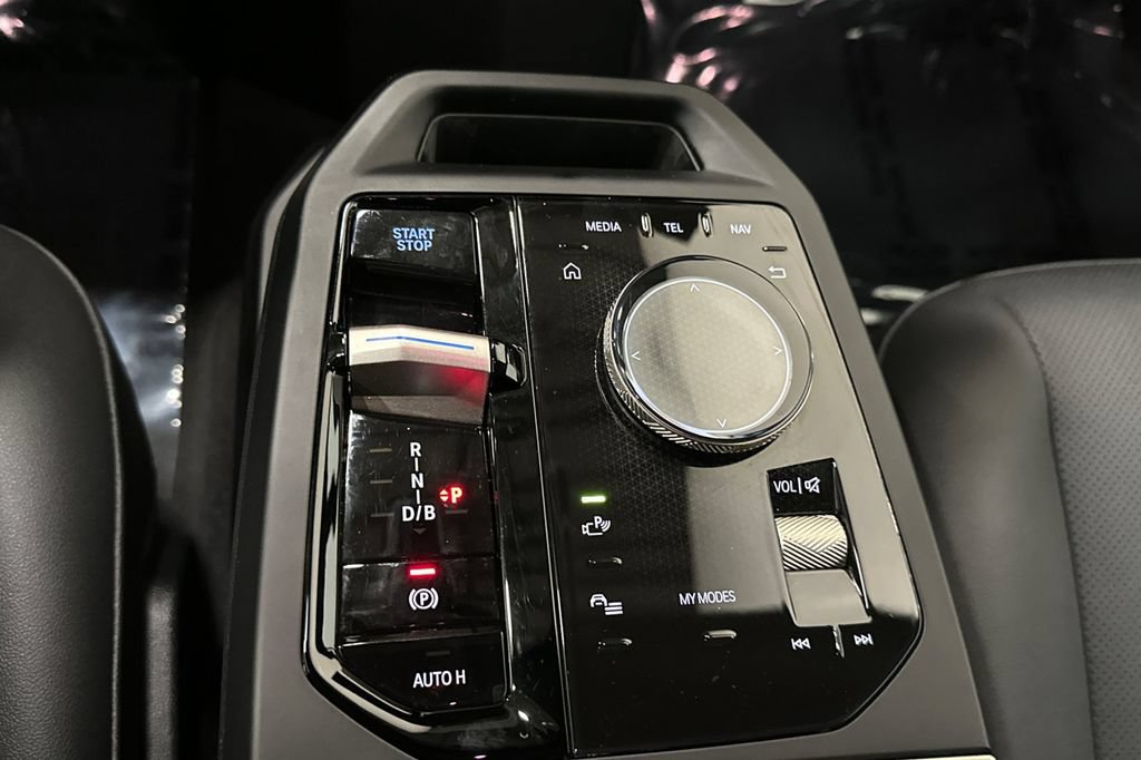 Certified 2024 BMW iX xDrive50 AWD/4WD image 24