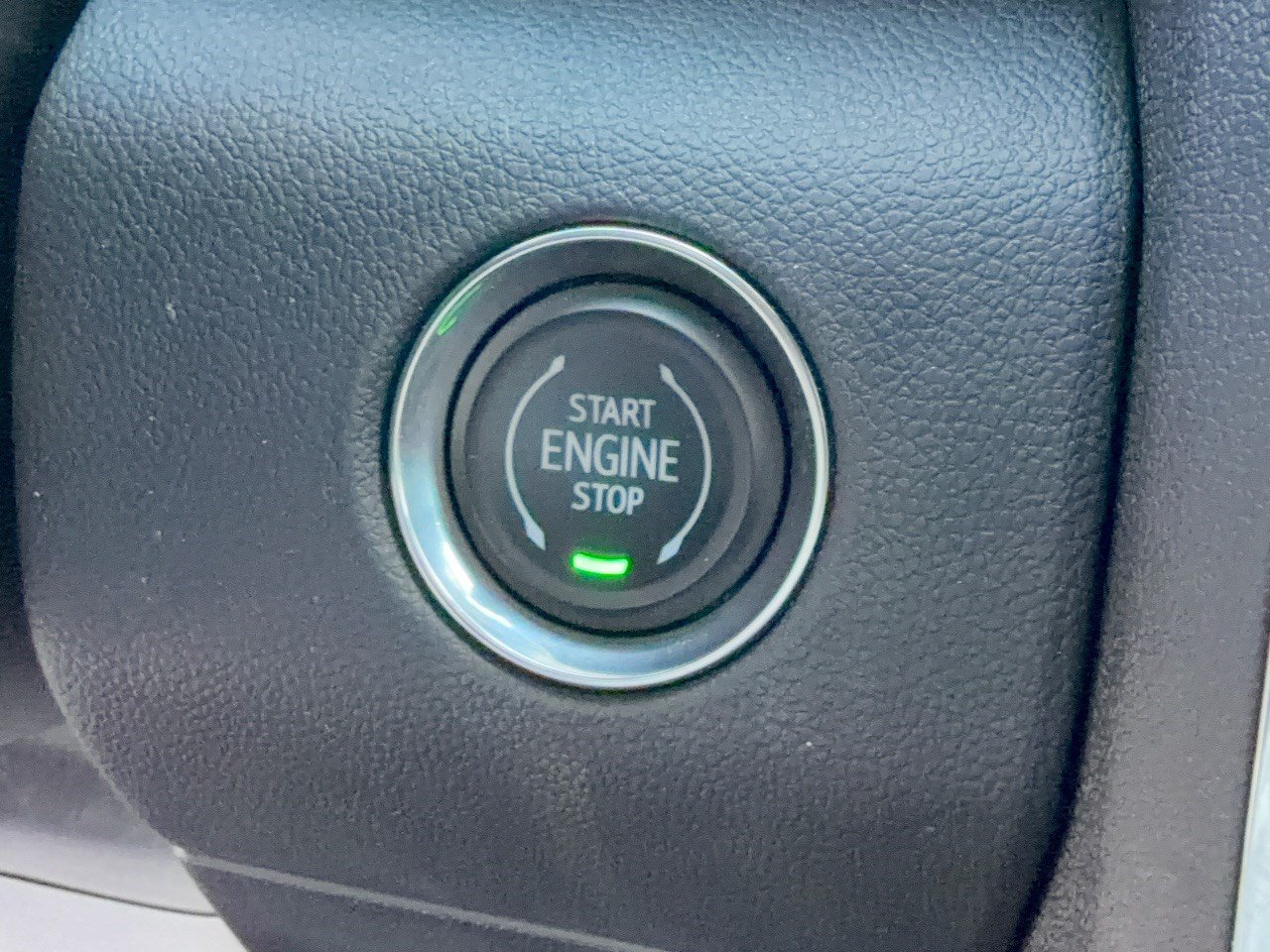 Certified 2026 GMC Acadia Elevation w/ Elevation Premium Package FWD image 20