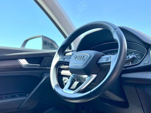 Used 2024 Audi Q5 2.0T Premium AWD/4WD image 8