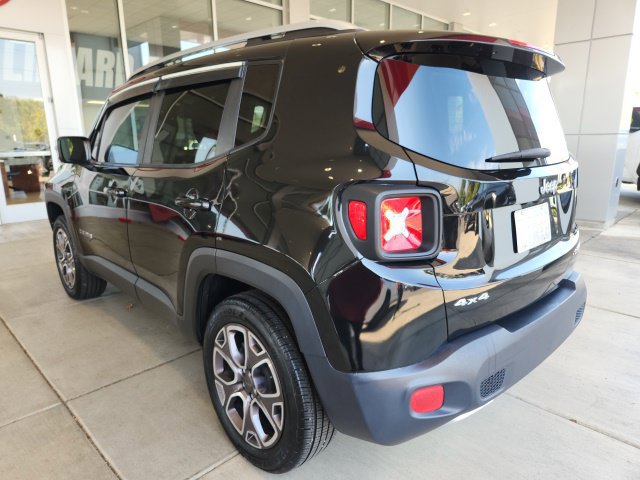 Used 2017 Jeep Renegade Limited AWD/4WD image 9