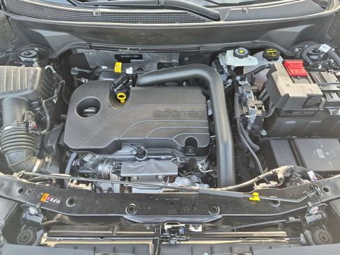 Used 2026 Chevrolet Equinox LT FWD image 25