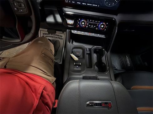 Certified 2025 GMC Sierra 2500 AT4 w/ AT4 Premium Plus Package image 21