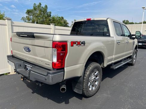 Used 2017 Ford F250 Lariat w/ Lariat Ultimate Package AWD/4WD image 3