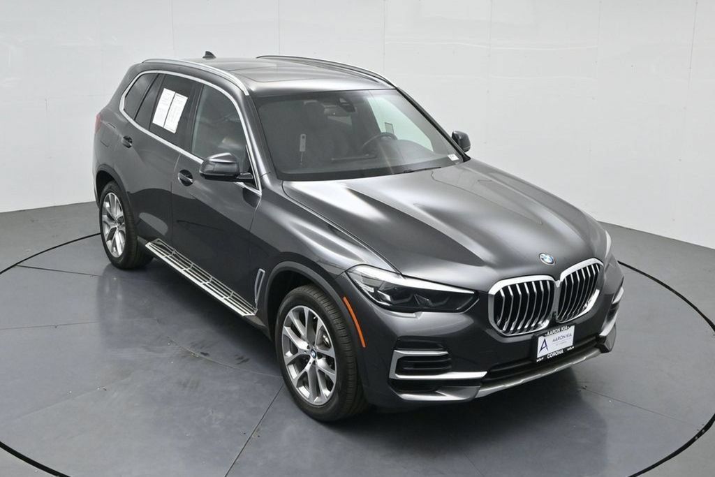 Used 2023 BMW X5 xDrive40i AWD/4WD image 46