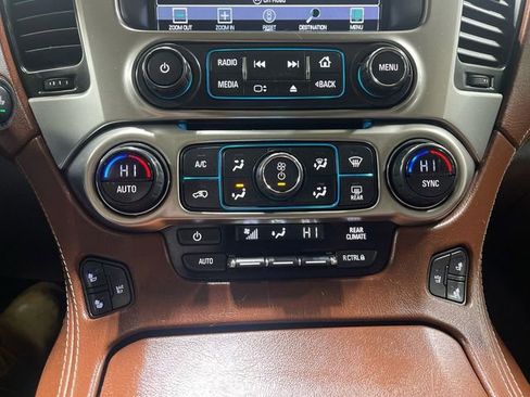 Used 2016 Chevrolet Suburban LTZ AWD/4WD image 19