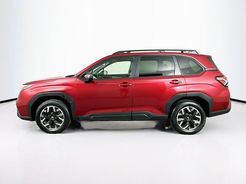 Used 2025 Subaru Forester Premium AWD/4WD image 4