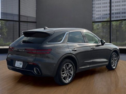 Used 2025 Genesis GV70 2.5T image 5