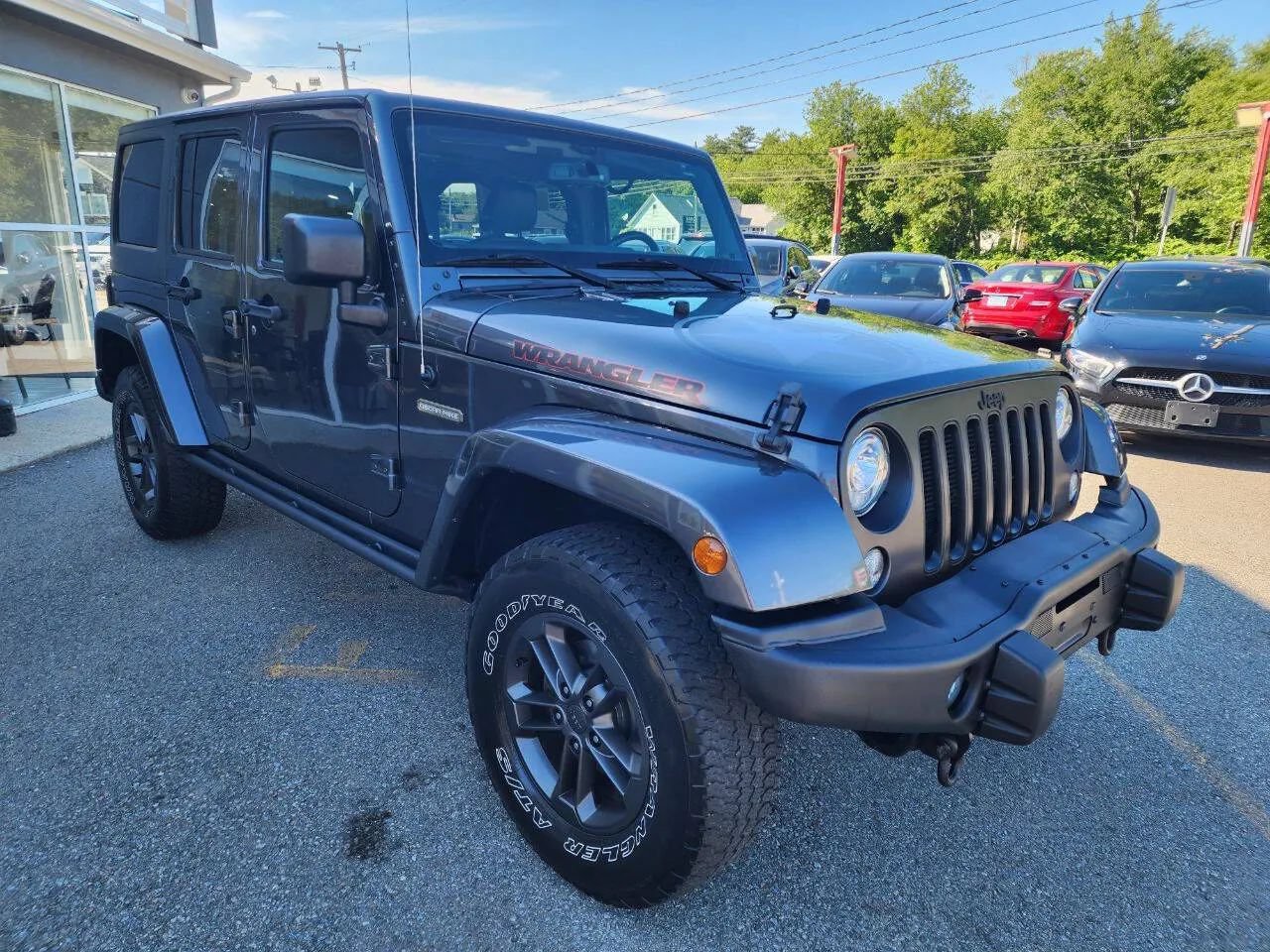 Used 2018 Jeep Wrangler Unlimited Sport AWD/4WD image 3
