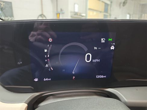 Used 2024 Buick Encore GX Avenir w/ Avenir Convenience Package image 20