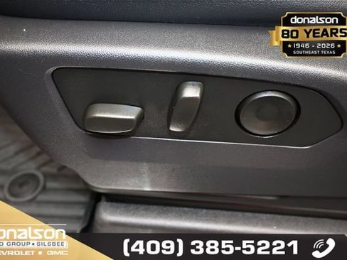 Used 2025 Chevrolet Silverado 1500 LT AWD/4WD image 9