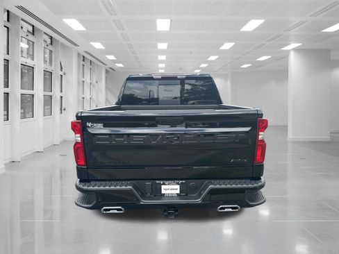 Used 2024 Chevrolet Silverado 1500 RST AWD/4WD image 6